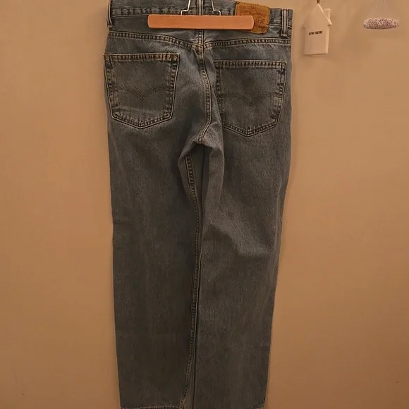 Levis 550 Jeans - Picture 6 of 12
